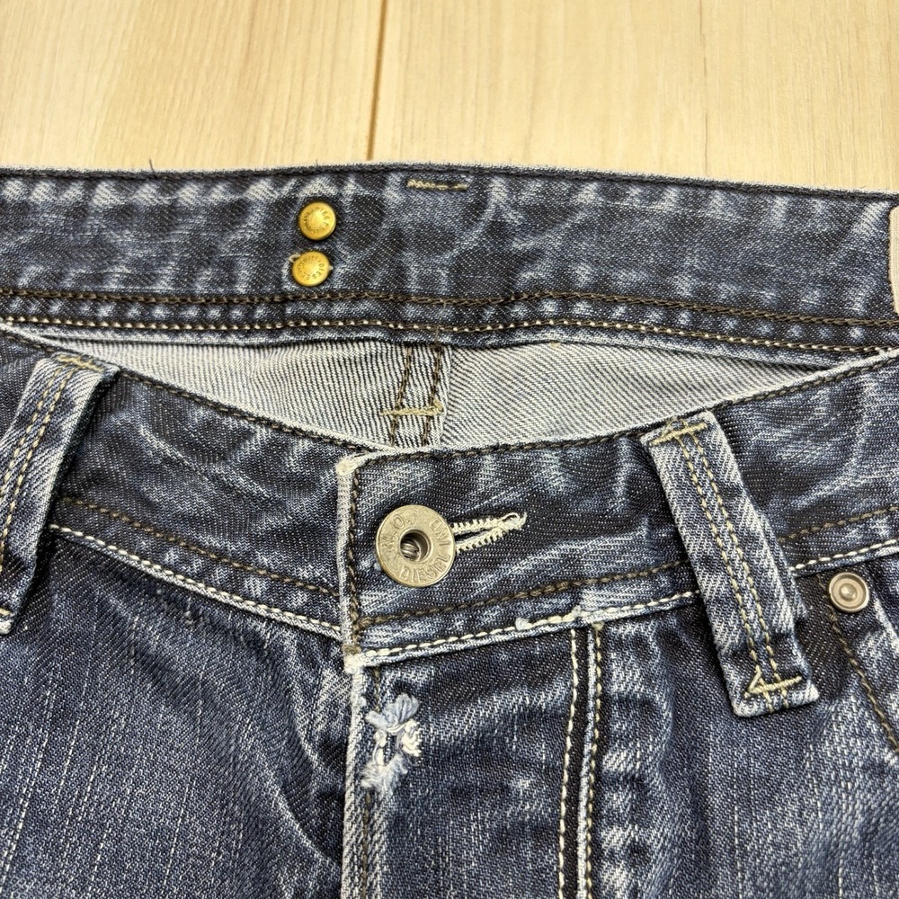 Diesel Industry Mens LARKEE Button Fly 5 Pocket Denim Jeans Blue Wash Size 34x32 - Picture 7 of 16